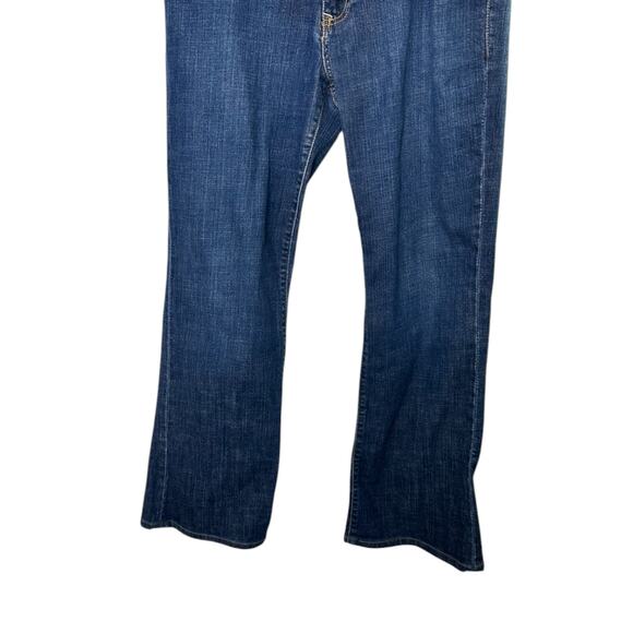 Old Navy Stretch Just Below The Waist Medium Rinse Jeans Women's Size 12 Long - Picture 3 of 6